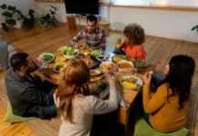 Digital radio stations see resurgence among music fans